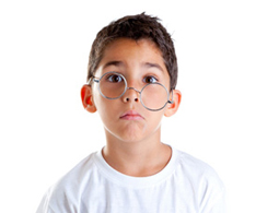 角膜塑型術安全性高 有效控制孩童惡視力